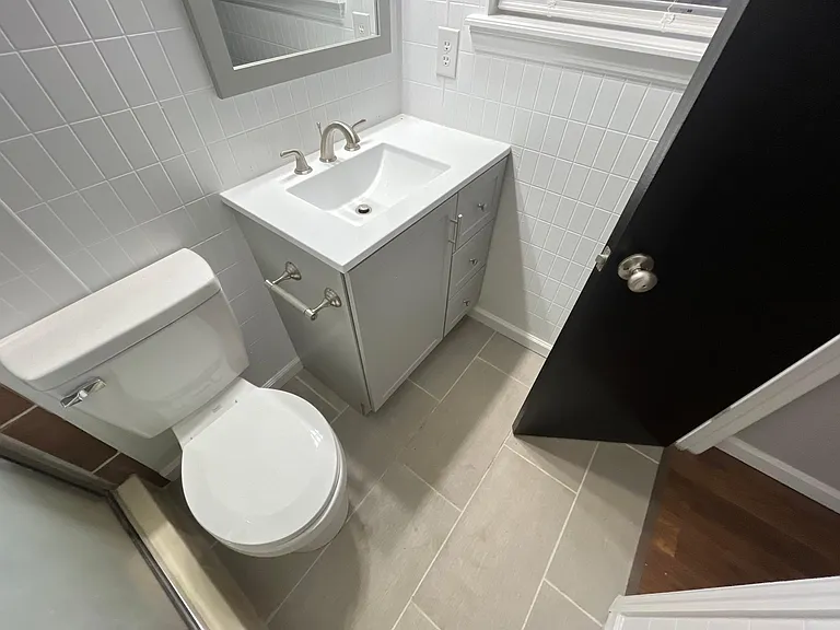 9405 Enid St — Photo 26