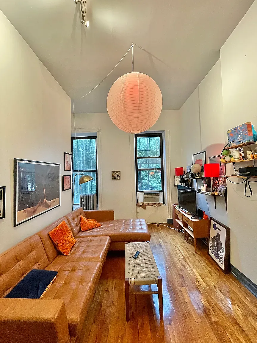 628 Willoughby Avenue — Photo 4