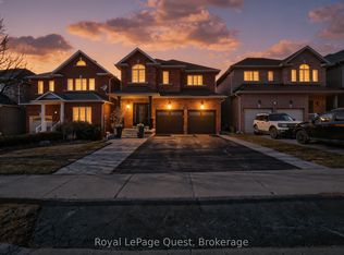 153 Woodbury Cres, Newmarket, ON