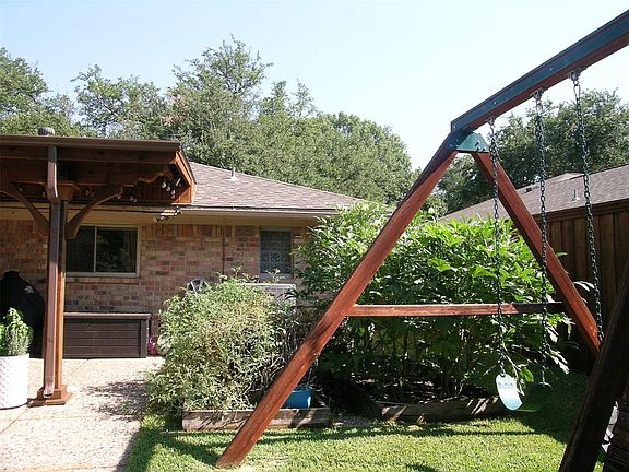 4th image of 7266 Alto Caro Dr