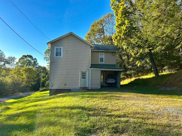700 Rubright Rd, Apollo, PA 15613