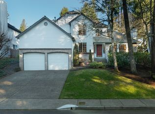 3735 SW Arnold St, Portland, OR 97219