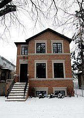 1st image of 3305 N Claremont Ave