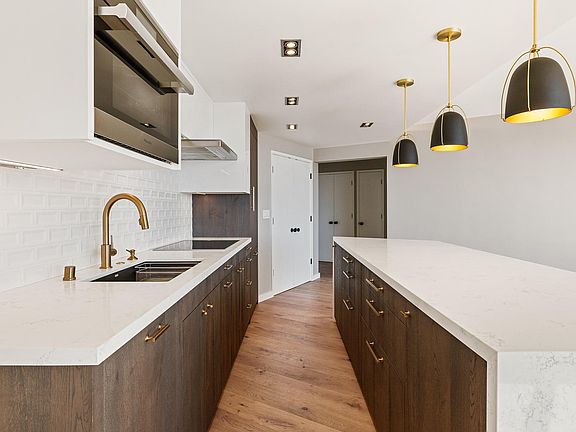 4th image of 1200 Gough St Unit 9E