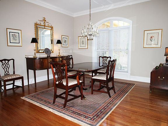 4th image of 2554 Cardigan Dr