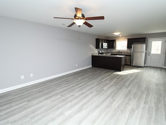 2nd image of 1725 Manning Dr Unit 2
