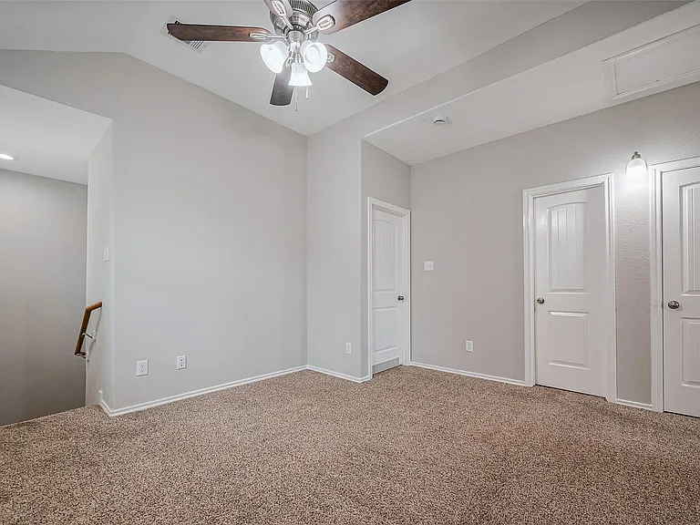 1910 Vermillion View St — Photo 21