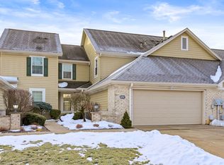 5767 Spruce Knoll Cir, Indianapolis, IN