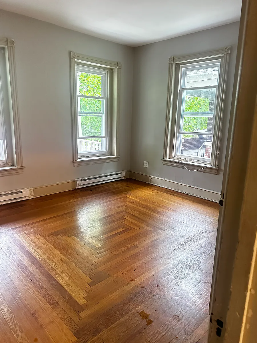 Building Photo - 219 N 16th St #1