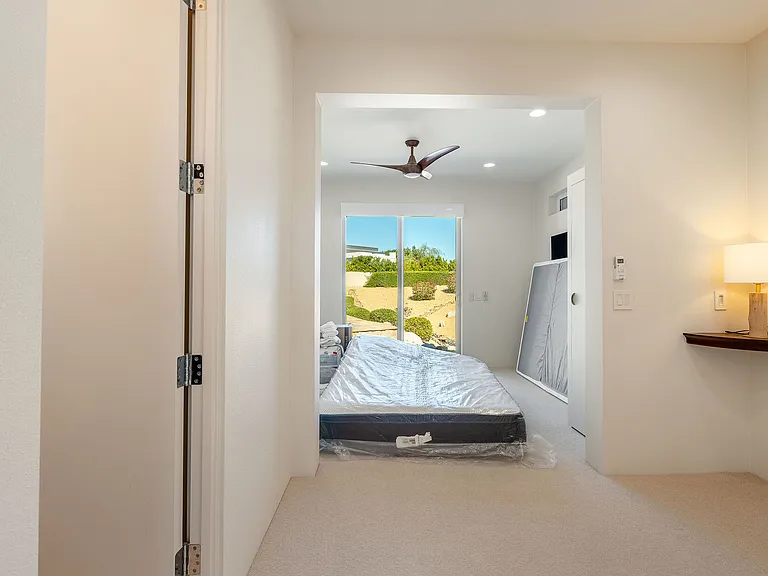 16 Judd Ter — Photo 15