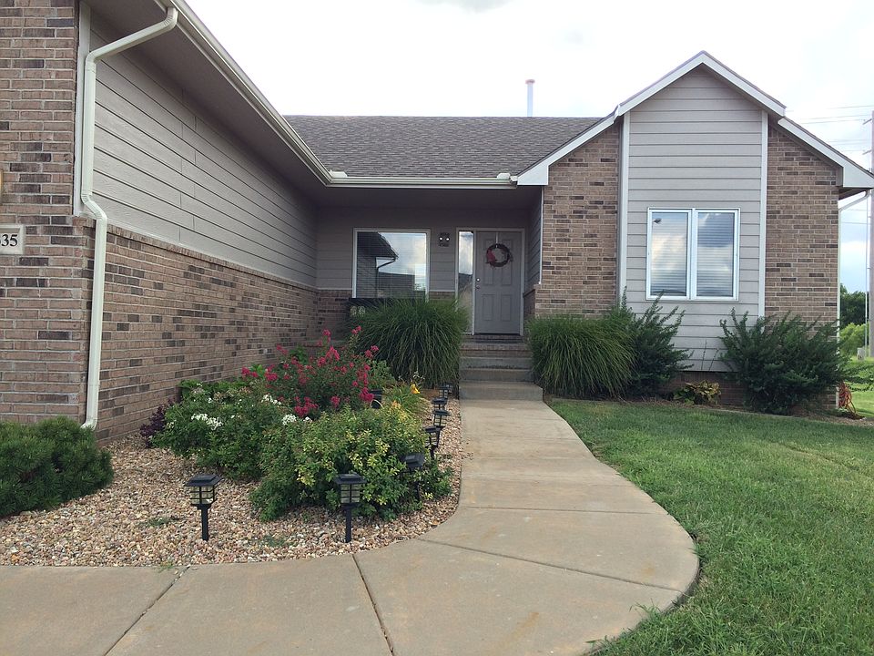 Exterior Walkway