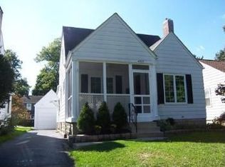 453 E Como Ave, Columbus, OH 43202