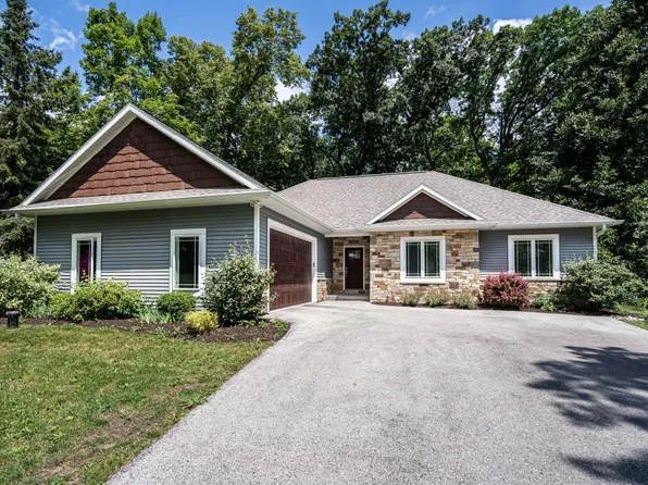 13860 West Bluemound ROAD, Elm Grove, WI 53122