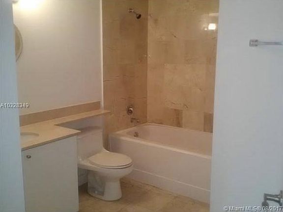 5th image of 170 SE 14th St APT 1608