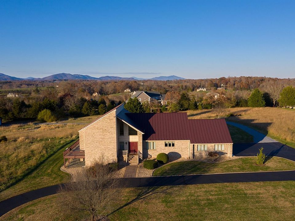 1st image of 420 Mount Haven Dr