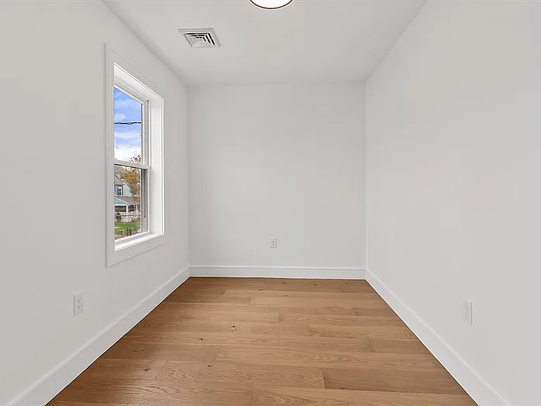7-9 2nd St #2 — Photo 13