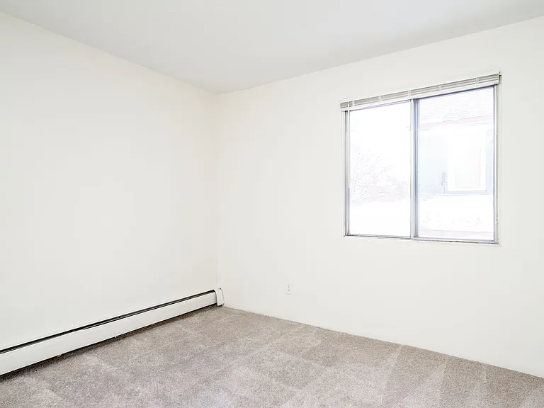 2655 Colfax Ave S — Photo 6