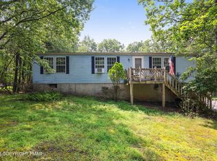 1401 Grand Mesa Dr, Effort, PA 18330