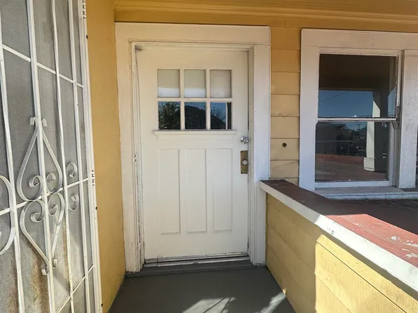 2423 Market St, Oakland, CA 94607