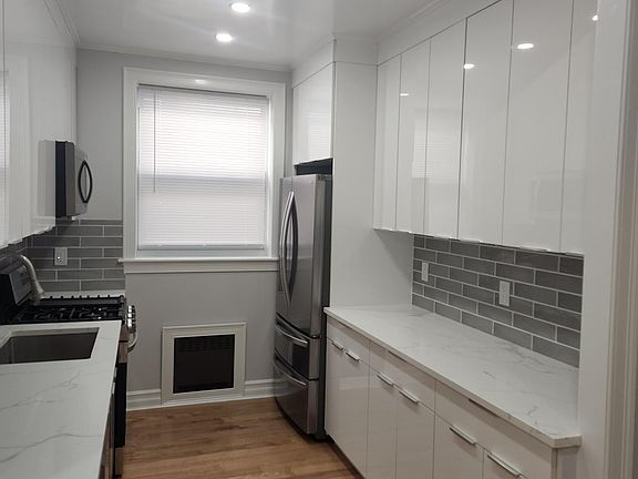 3rd image of 8847 81st Ave Floor 1