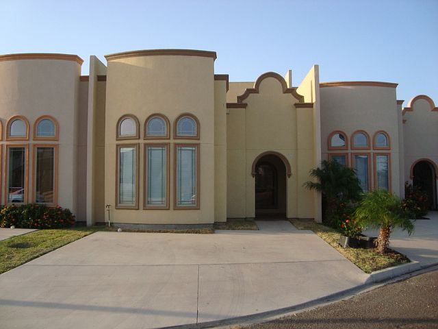 1st image of 1521 New Orleans Cir