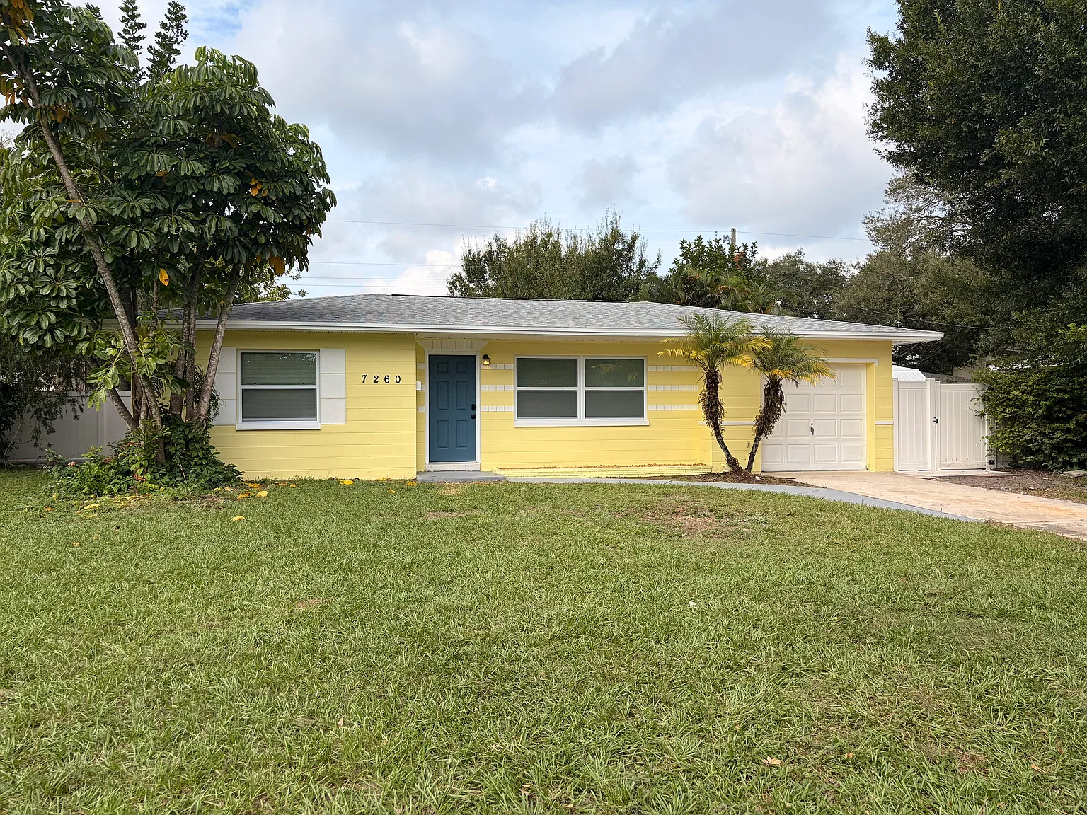 2 bed, 789 sqft, $2,100 — Photo 1