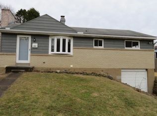 553 Arizona Dr, New Kensington, PA