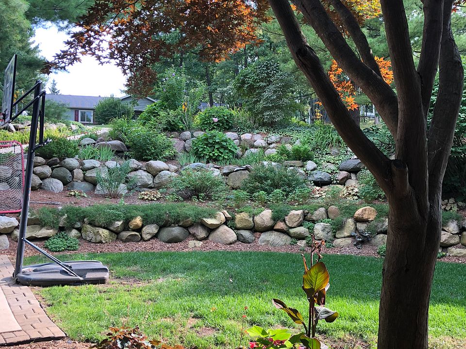View of secluded front yard.