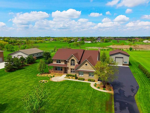 3rd image of 9344 W Valley Farm Dr