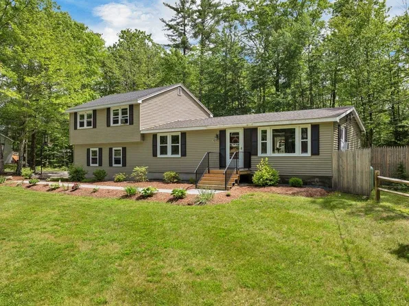 806 North Line Road, Tuftonboro, NH 03816