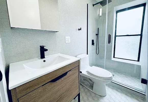 Rented by REAL New York | media 9