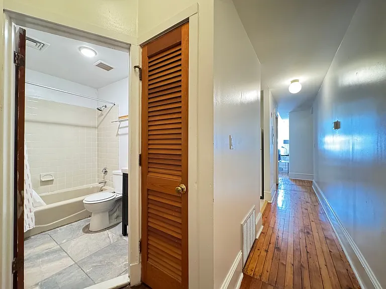 10 Mechanic St — Photo 15