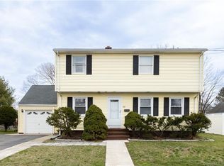 201 Fairview Ave, Hamden, CT 06514