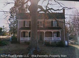 216 S Main St, Campobello, SC 29322