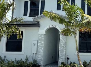 28545 SW 132nd Ct, Homestead, FL 33033