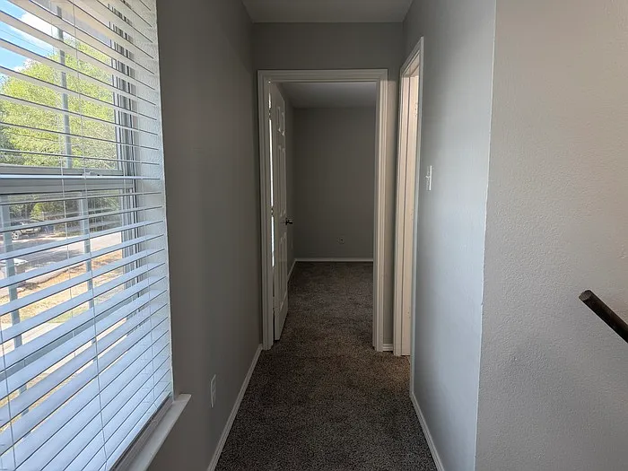 12905 Kleberg Rd — Photo 18