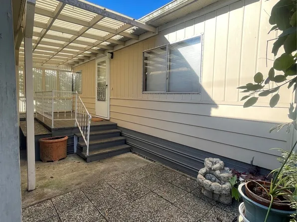 1050 Howard #28, Raymond, WA 98577