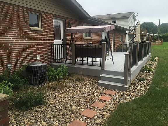 5th image of 6 Peyton Ave