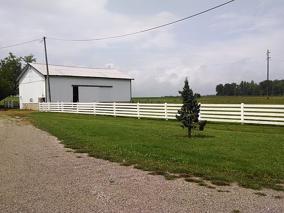 Hudge barn with loft