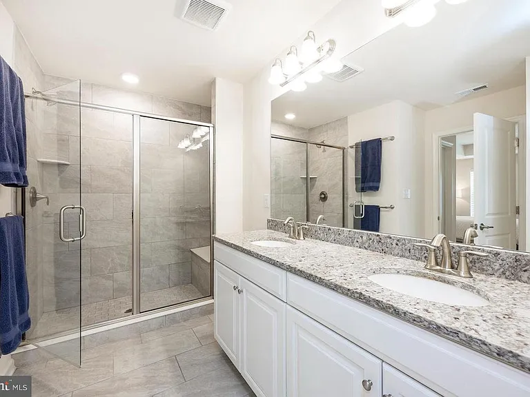 427 Lee Pl — Photo 26