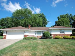 3324 Estates Cir, Youngstown, OH