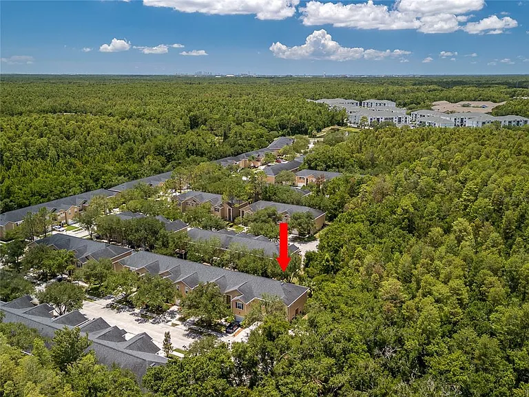 16322 Parkstone Palms Ct — Photo 35