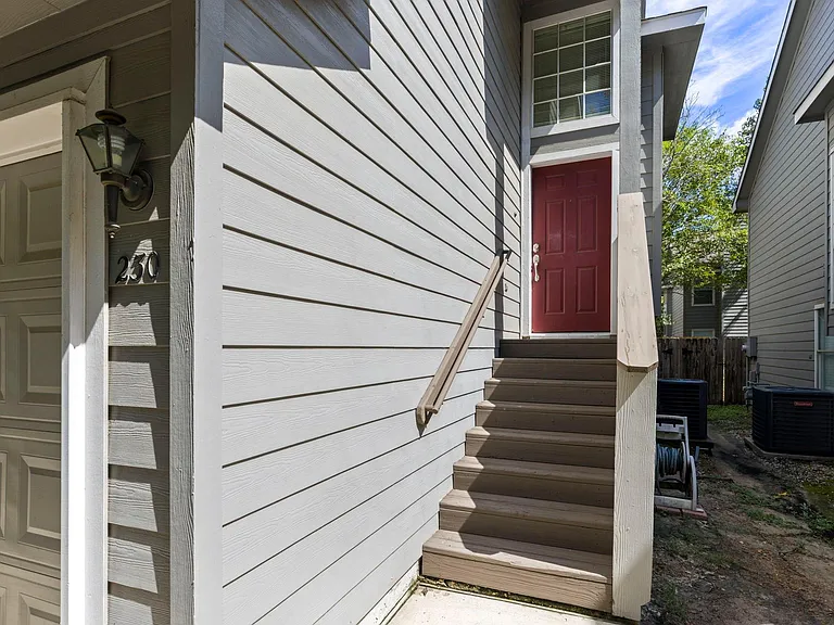 230 Blushwood Pl — Photo 4