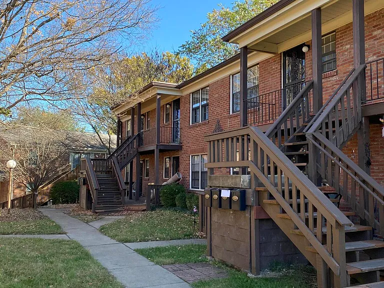 2707 Riedling Dr #B-3 — Photo 9