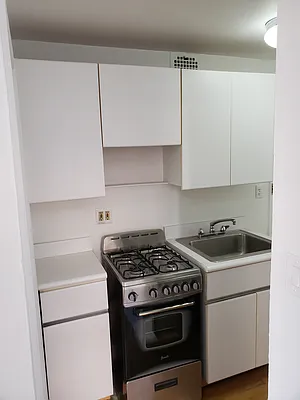 Rented by Prince Real Estate Associates LLC | media 13