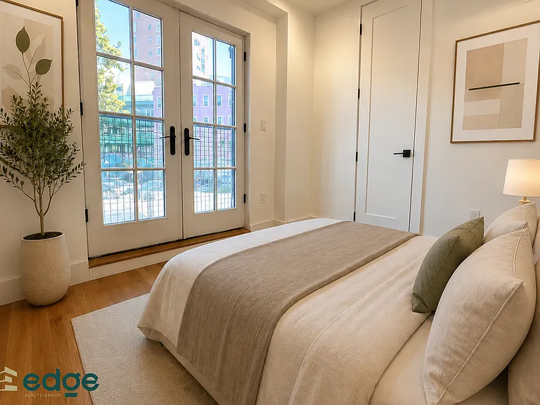 236 N 11th St #2B — Photo 4