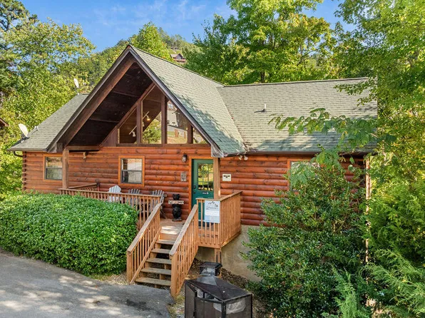 1535 Boo Boos Way, Sevierville, TN 37862