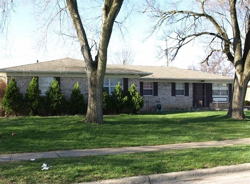 1st image of 483-485 Diven Ln