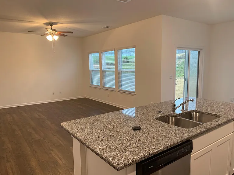 2 Poplar Ct — Photo 6