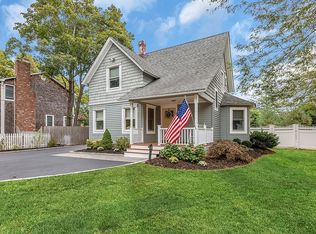 189 S Ocean Ave, Bayport, NY